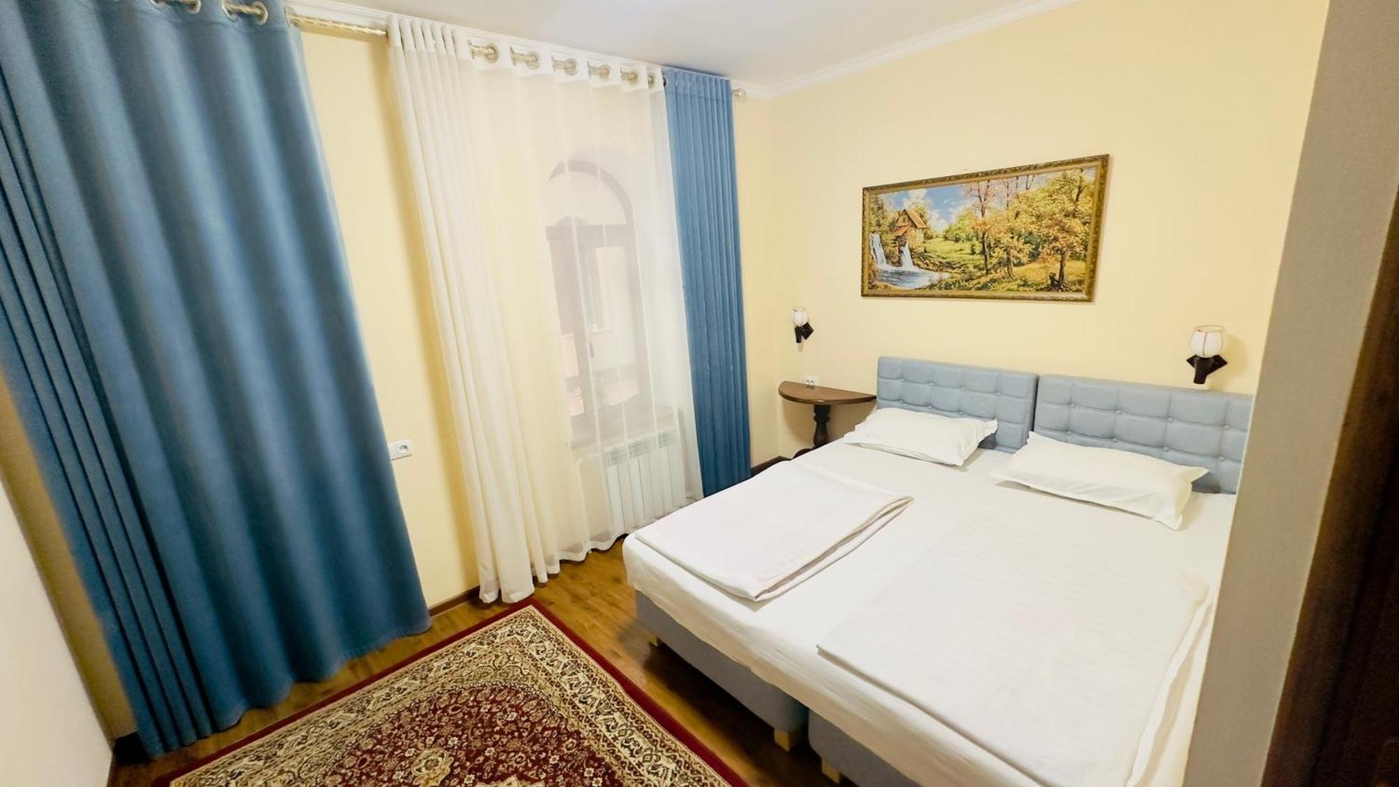 Samarkand Travel Hotel Екстериор снимка