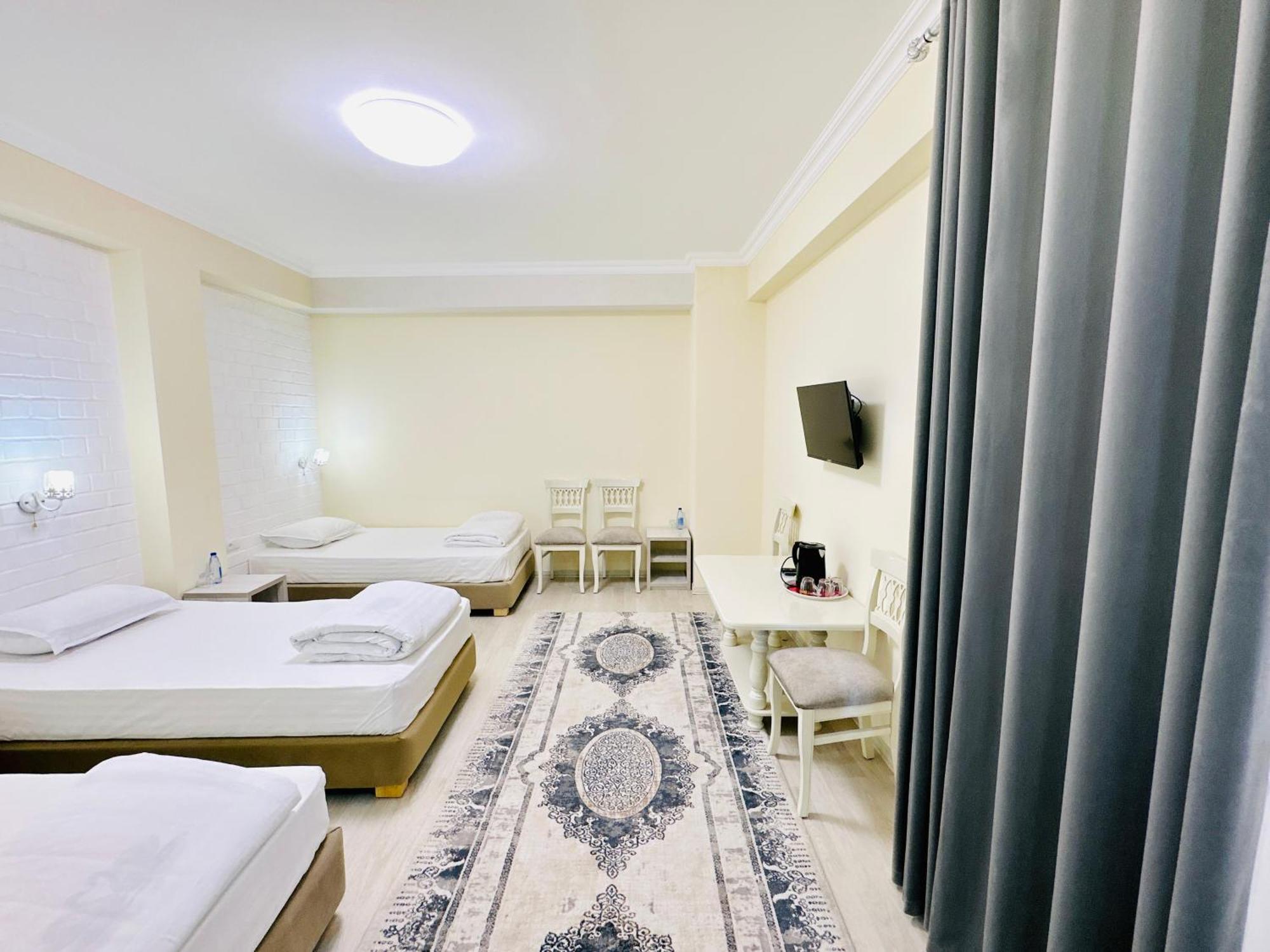 Samarkand Travel Hotel Екстериор снимка